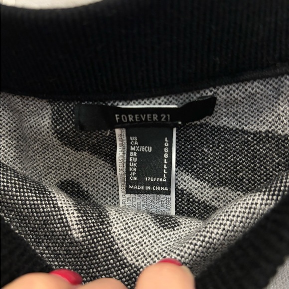 Zebra knit sweater - Picture 2 of 2